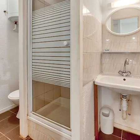 Confortable, Ideal Pour 4 Pers, Situe Au Pied Des Pistes A - Fr-1-400-62 * Gourette